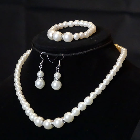 Women's faux pearl necklace set — Free Shipping